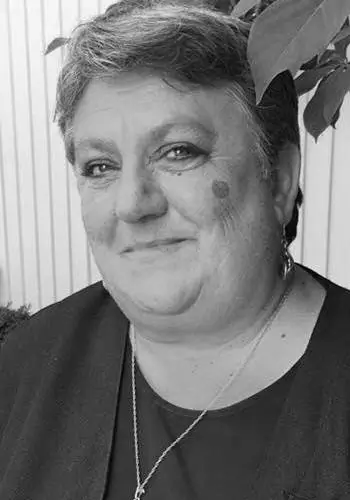 Іваничук Наталія Романівна