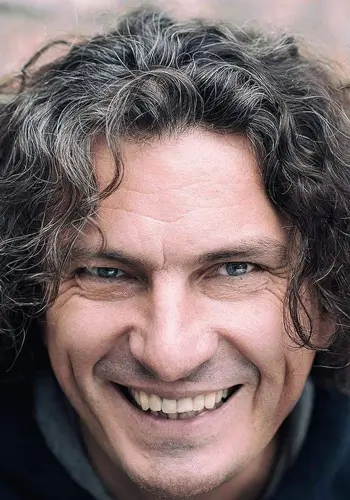 Скрябін Кузьма Вікторович