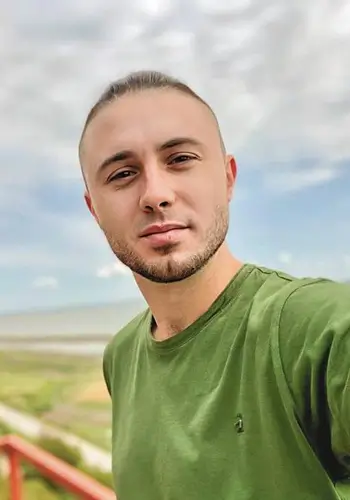 Тополя Тарас Володимирович