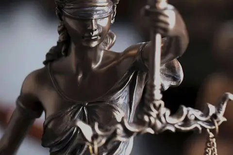 Адвокат в Києві – Адвокатське бюро Сергія Лисенко