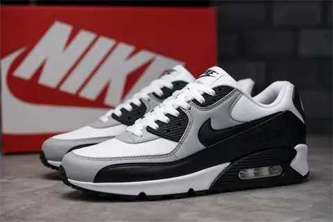 Як відрізнити оригінальні Nike Air Max 90: покроковий гід