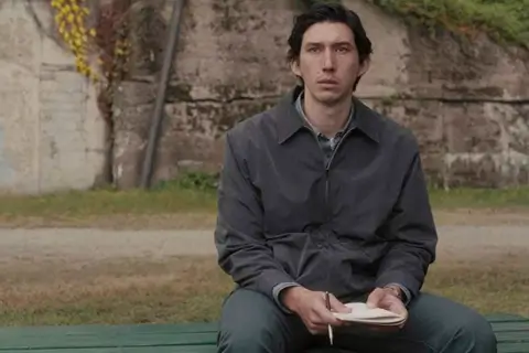 Стабільність та хороший пилосос: в Мережі розповіли про речі, які починаєш цінувати тільки після 25 років