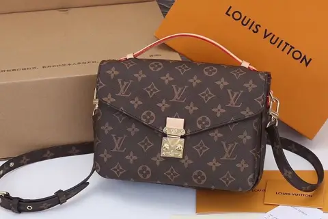 сумки Louis Vuitton – більше ніж аксесуар картинка