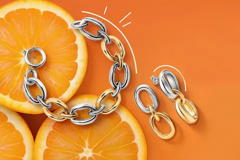 Прикраси з характером: як срібло конкурує з золотом у 2025 році