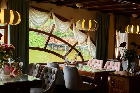 Загородний ресторан для весілля під Києвом на природі біля озера «Шкіпер» — Hotel Spa