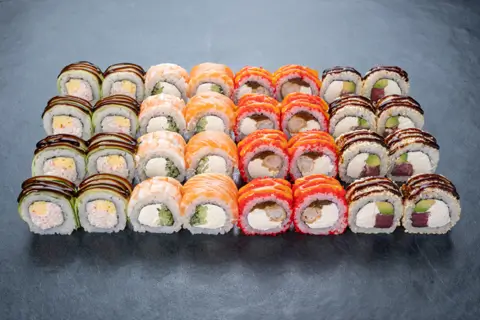 Замовити доставку суші в Києві від ресторану «Япіко»