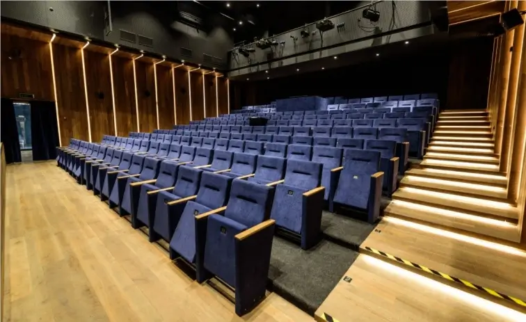 Театр на Подолі Київ