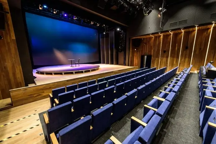 Театр на Подолі Київ