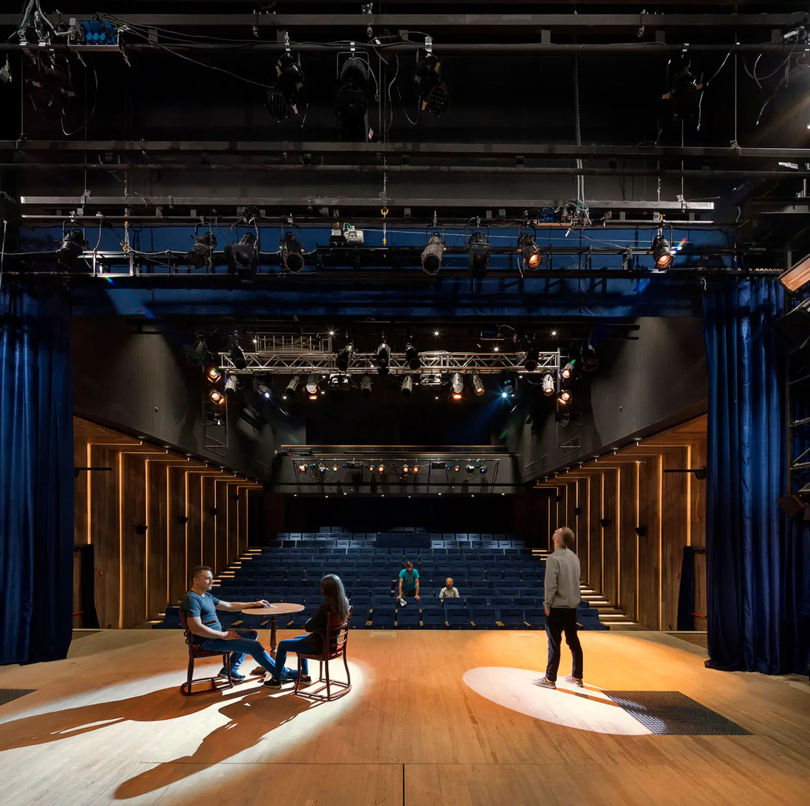 Театр на Подолі Київ