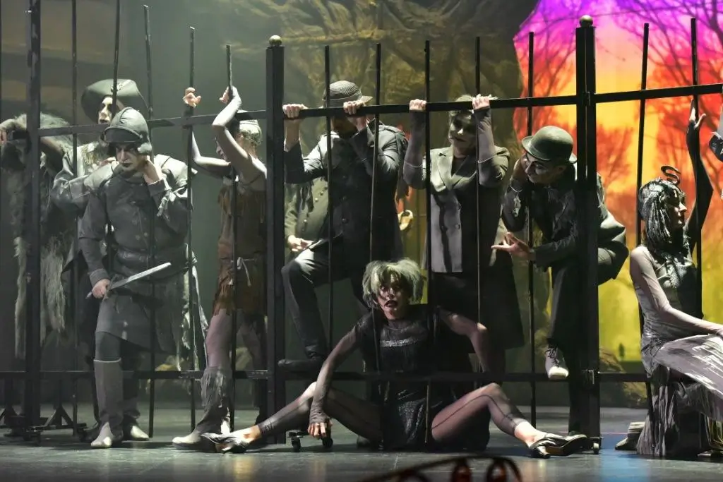 «Семейка Аддамс» Киев