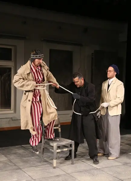 Вітер шумить в тополях Київ