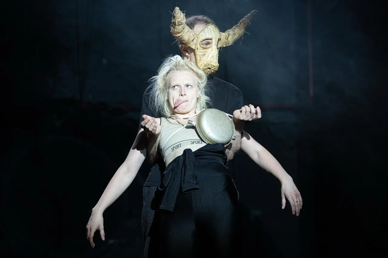 Прометей закованный Киев