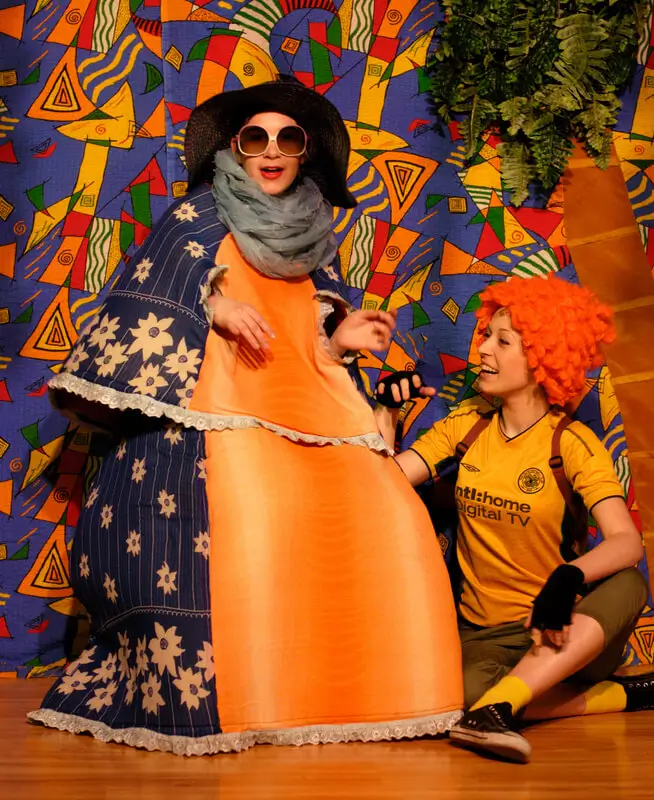 Як левеня та черепаха пісню співали Київ