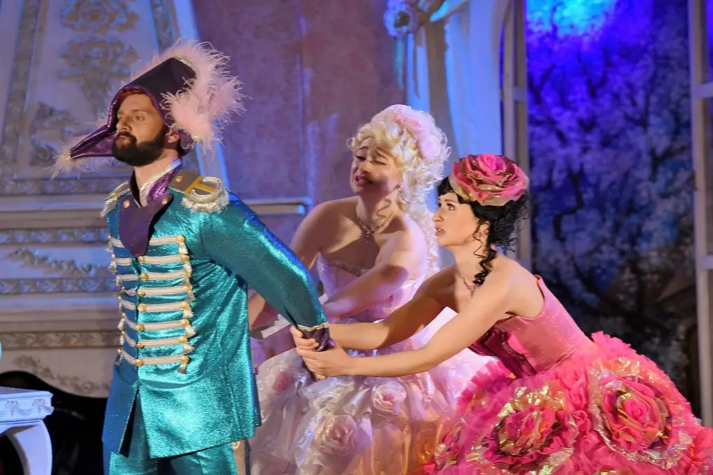 Ключ на брусчатке, или Приключения свадебной ночи Киев