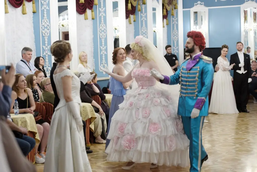 Ключ на брусчатке, или Приключения свадебной ночи Киев