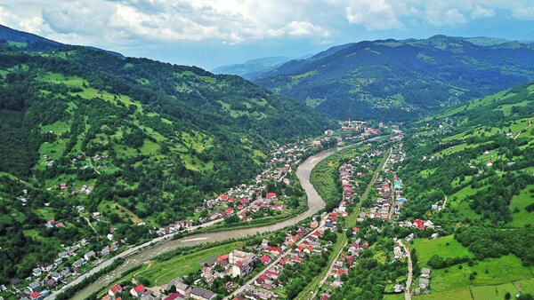 Закарпаття - термальні води, замки та гастрономія