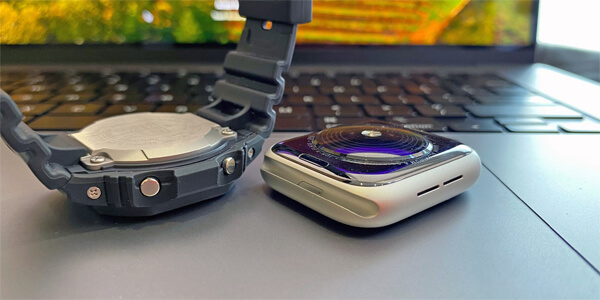 Звичайний і розумний годинник: смарт-годинник страшно подряпати або розбити