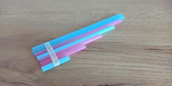 Чим зайняти дитину: зробіть свиріль із пластикових трубочок