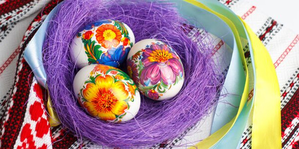 Як пофарбувати яйця на Великдень: Термонаклейки