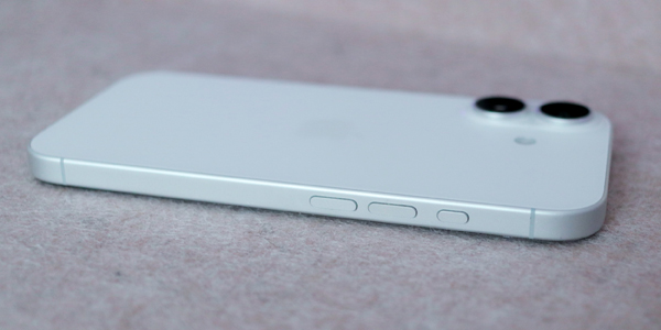 iPhone 17 обзор: селфи-снимки