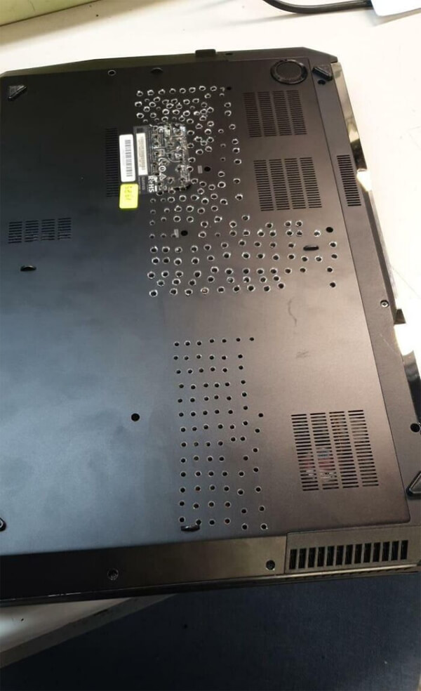 Смішні фото: боротьба з перегрівом ноутбука