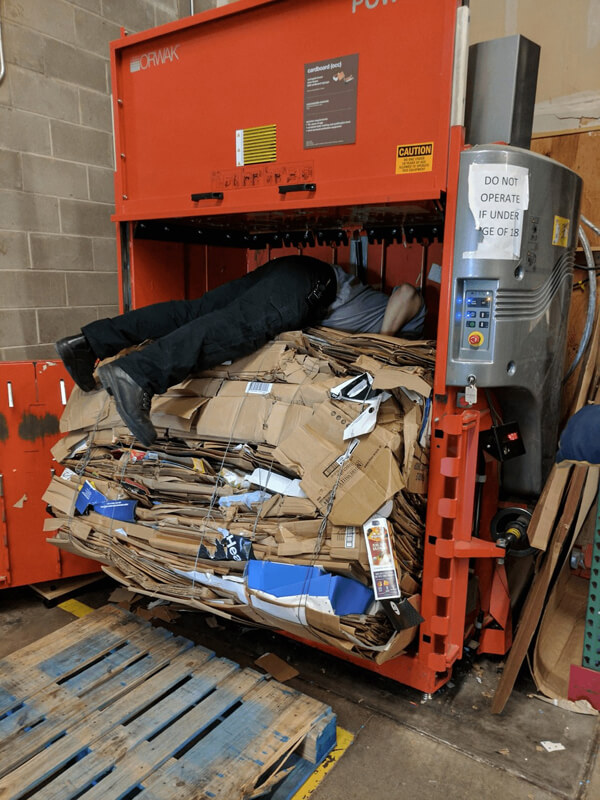 Всё в порядке — ему больше 18 лет.